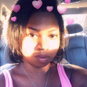 Meet your Posher, Alexandra